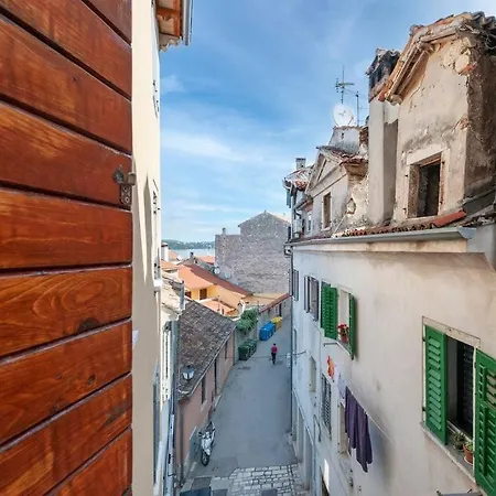 Daire Oldtownrovinj- Studio Tramonto Dei Sogni *